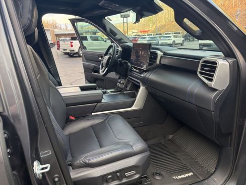 Used 2023 Toyota Tundra Platinum image 17