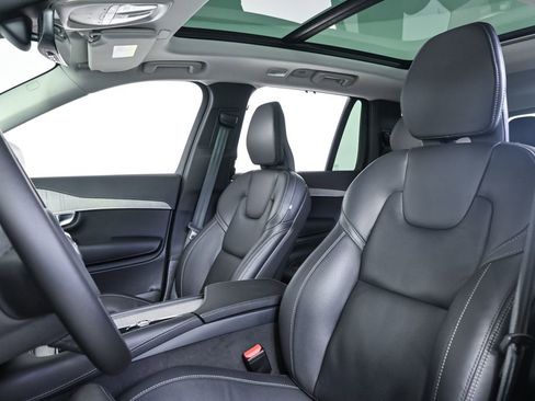 Used 2024 Volvo XC90 B6 Ultimate AWD/4WD image 7