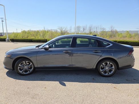 Used 2023 Honda Accord EX image 13
