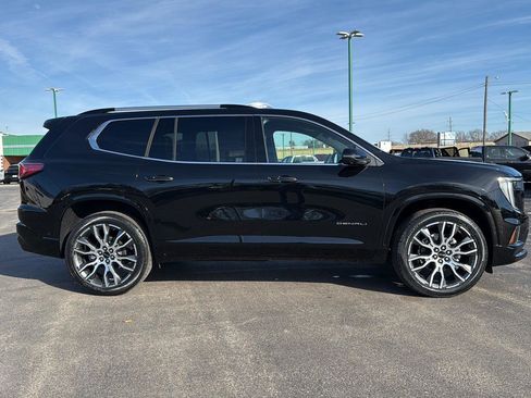 New 2026 GMC Acadia Denali Ultimate image 4