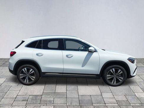 Certified 2025 Mercedes-Benz GLA 250 image 8