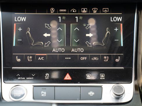 Used 2021 Audi A8 L 3.0T w/ Executive Plus Package image 40