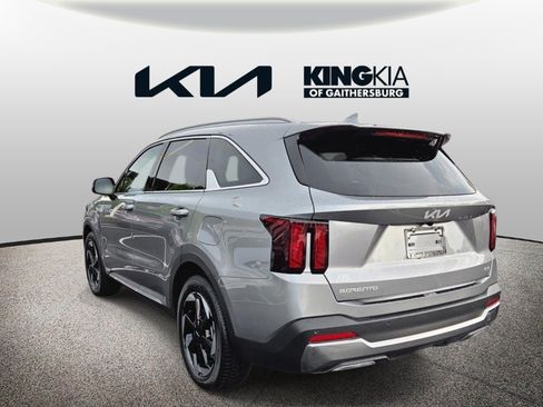 Certified 2026 Kia Sorento EX AWD/4WD image 6