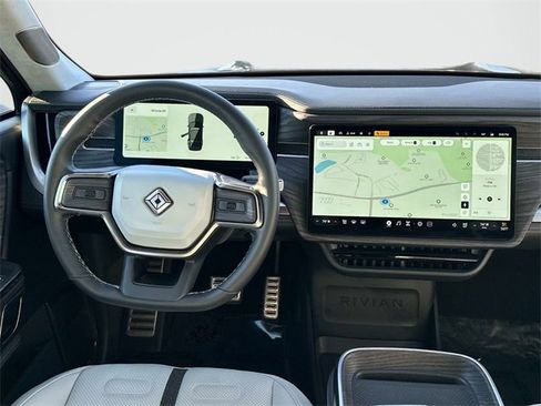 Used 2023 Rivian R1S Adventure image 2