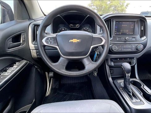 Used 2022 Chevrolet Colorado W/T w/ Custom Special Edition RWD image 8
