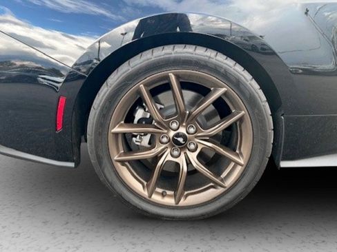 Used 2024 Ford Mustang GT Premium image 12