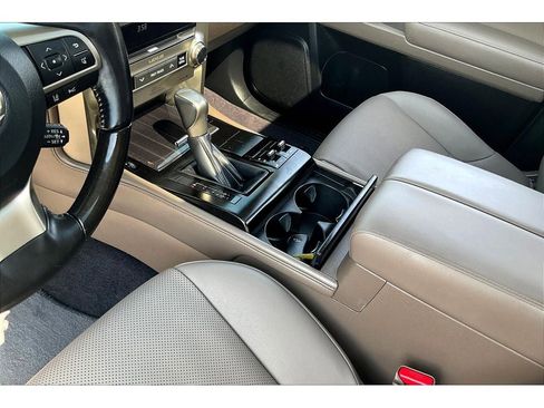 Used 2021 Lexus GX 460 Premium image 19