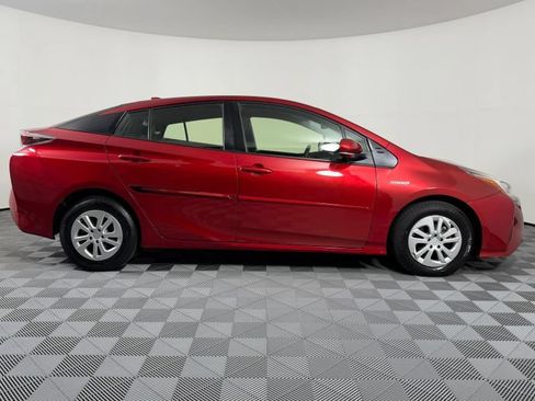 Used 2016 Toyota Prius Two FWD image 7