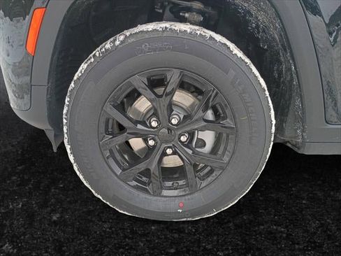 New 2026 Jeep Grand Cherokee Altitude AWD/4WD image 31