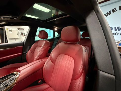 Used 2022 Maserati Levante GT image 25