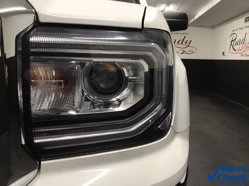 Used 2018 GMC Sierra 1500 4x4 Regular Cab w/ Sierra Convenience Package image 21