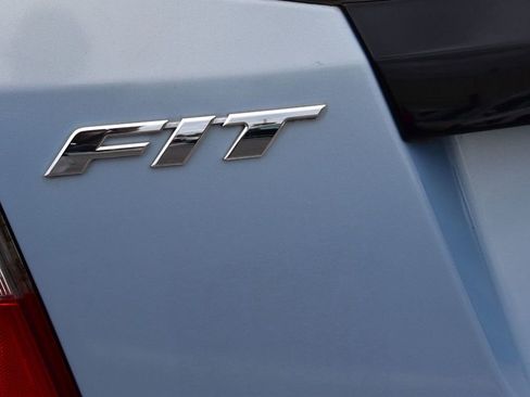 Used 2010 Honda Fit image 37