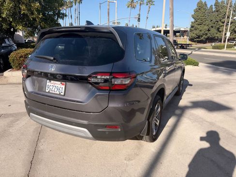 Used 2023 Honda Pilot EX-L image 5