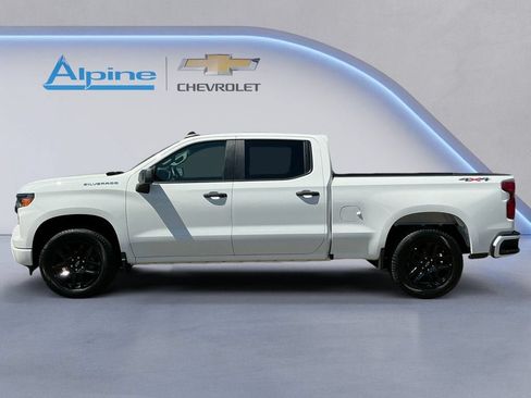 Used 2024 Chevrolet Silverado 1500 Custom AWD/4WD image 2