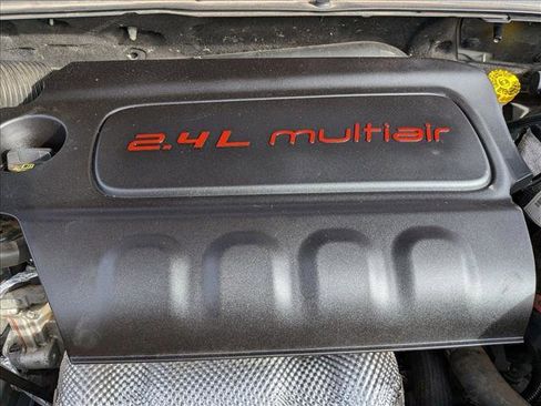 Used 2018 Jeep Renegade Trailhawk image 22