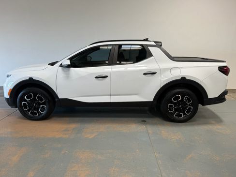 Used 2024 Hyundai Santa Cruz SEL w/ Activity Package AWD/4WD image 2