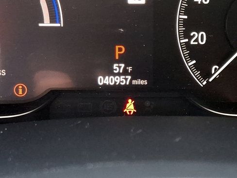 Used 2020 Honda Accord Touring image 19