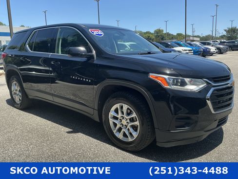 Used 2020 Chevrolet Traverse LS FWD image 7