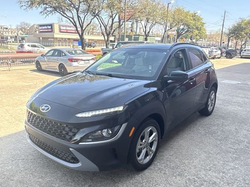 Used 2023 Hyundai Kona SEL image 17