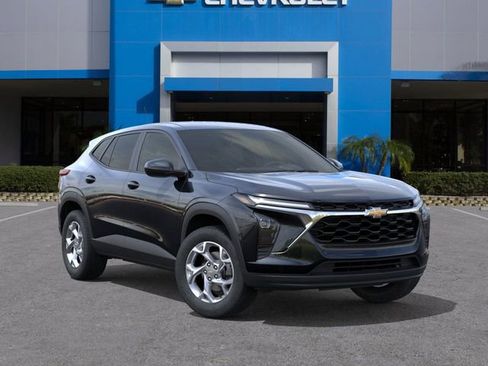 New 2026 Chevrolet Trax LS w/ LS Convenience Package image 8