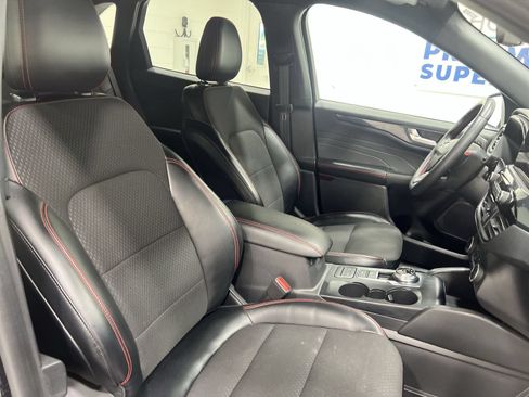 Used 2024 Ford Escape ST-Line AWD/4WD image 23