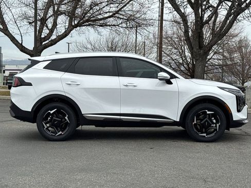 New 2026 Kia Sportage EX AWD/4WD image 3