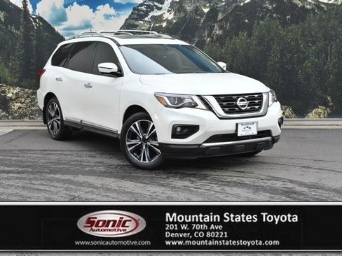 Used 2017 Nissan Pathfinder Platinum AWD/4WD image 1