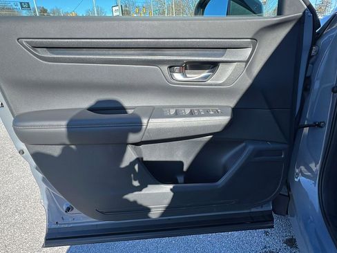 Certified 2025 Honda CR-V LX image 20
