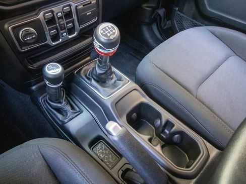 Used 2020 Jeep Gladiator Sport w/ Quick Order Package 23S AWD/4WD image 30