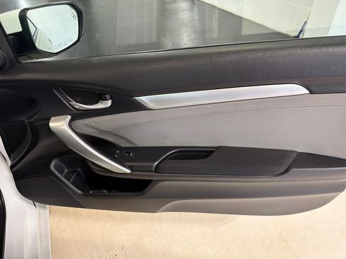 Used 2016 Honda Civic EX-T image 23