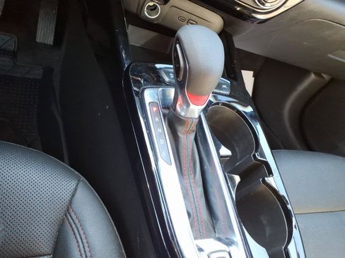 Used 2025 Chevrolet Trax RS w/ Driver Confidence Package image 21