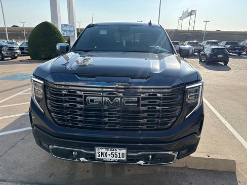 Used 2022 GMC Sierra 1500 Denali Ultimate AWD/4WD image 2