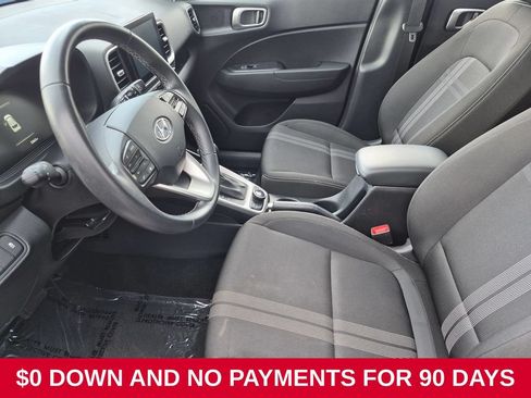 Used 2025 Hyundai Venue SEL FWD image 23