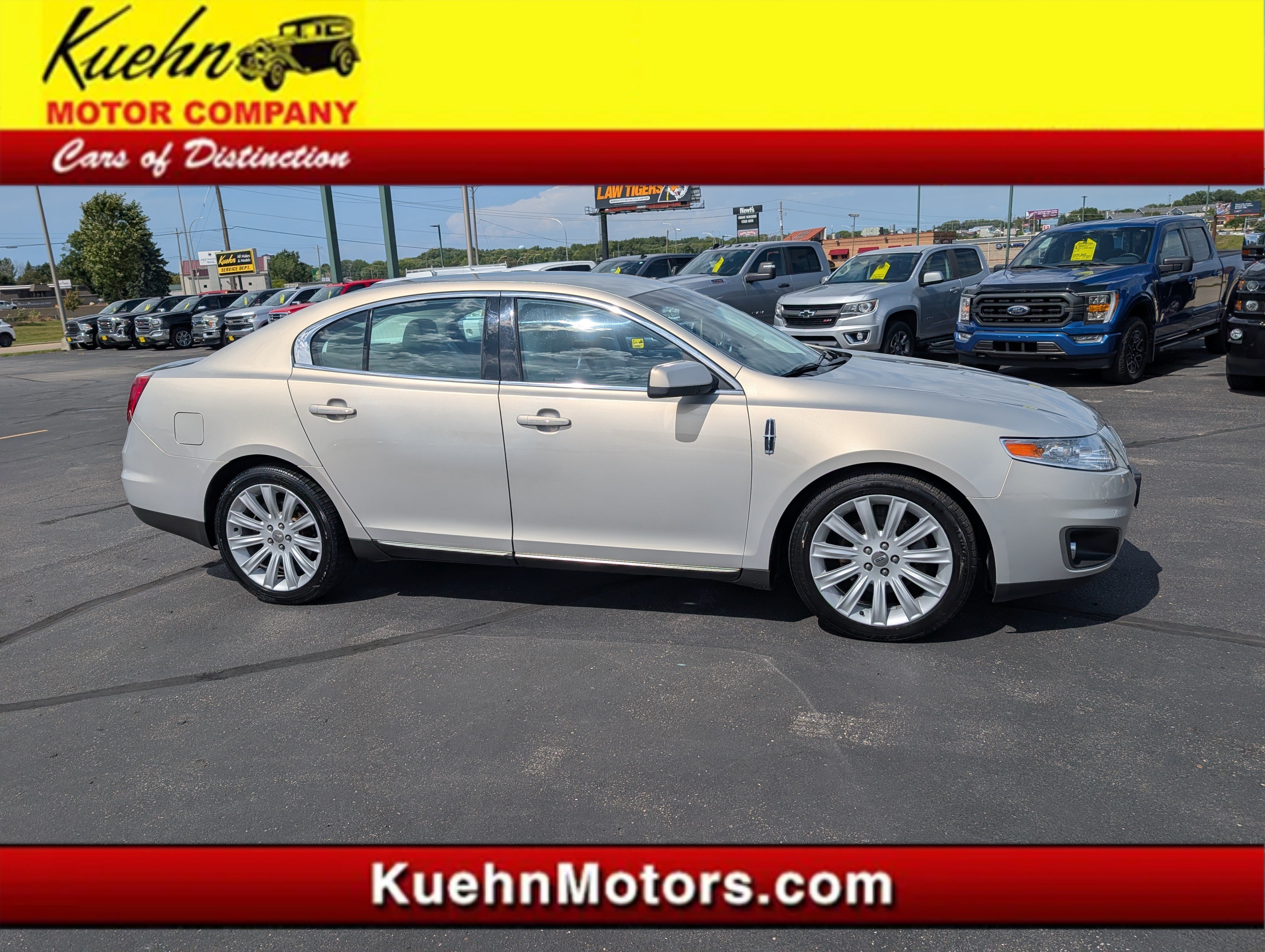 Used 2009 Lincoln MKS FWD image 1