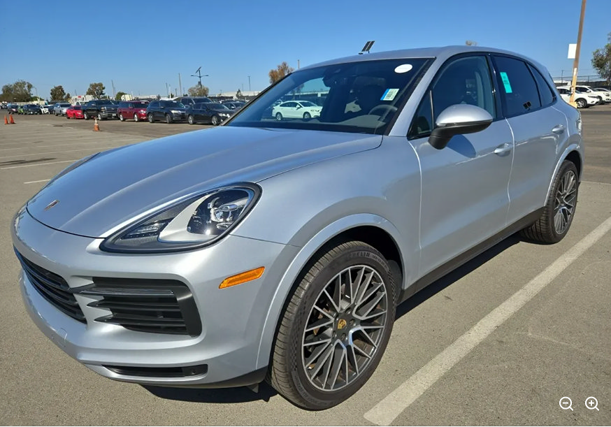 Used 2019 Porsche Cayenne AWD/4WD image 1