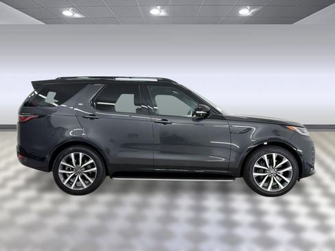 Certified 2025 Land Rover Discovery Dynamic SE AWD/4WD image 7