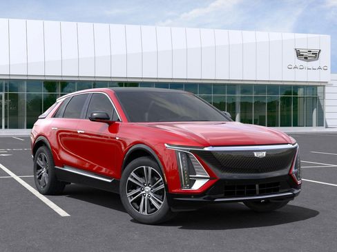 New 2025 Cadillac Lyriq Luxury RWD image 10