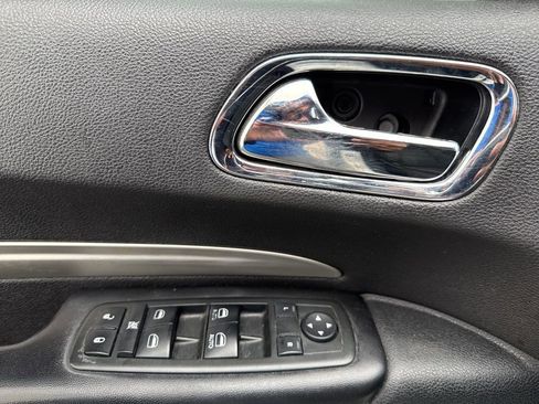 Used 2013 Dodge Durango SXT w/ Trailer Tow Group IV image 11