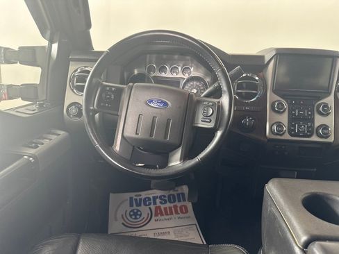 Used 2014 Ford F250 Lariat w/ Lariat Interior Package image 24