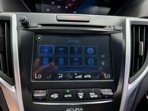 Used 2015 Acura TLX w/ Technology Package image 26