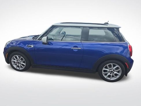 Used 2019 MINI Cooper 2-Door Hardtop FWD image 8