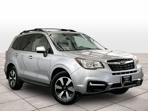 Used 2018 Subaru Forester 2.5i Premium w/ Protection Package #1A AWD/4WD image 2