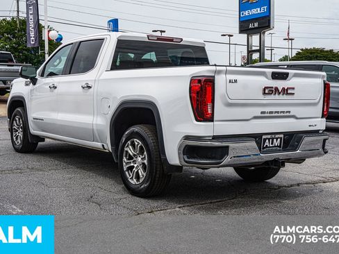 Used 2025 GMC Sierra 1500 SLT RWD image 8