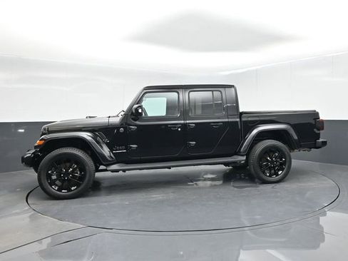 Used 2022 Jeep Gladiator Overland AWD/4WD image 5