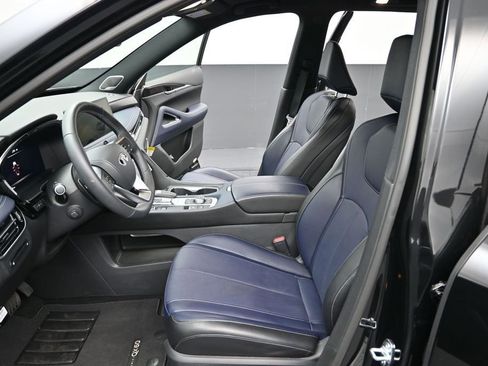 Used 2026 INFINITI QX60 Sport w/ Dark Cargo Package AWD/4WD image 9