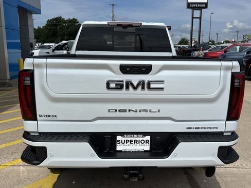 Used 2026 GMC Sierra 2500 Denali Ultimate AWD/4WD image 4