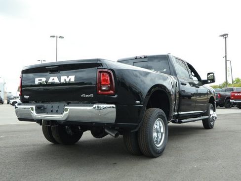 New 2026 RAM 3500 Tradesman AWD/4WD image 6
