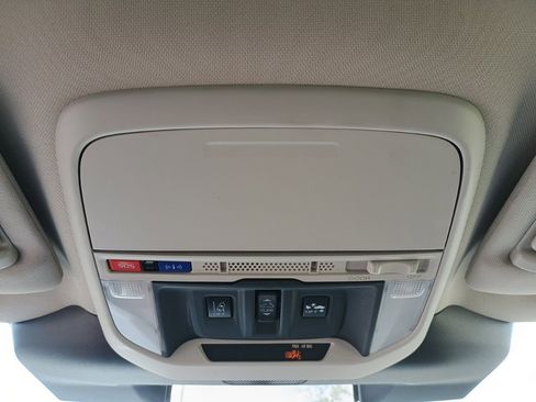 Used 2023 Subaru Forester Limited image 33