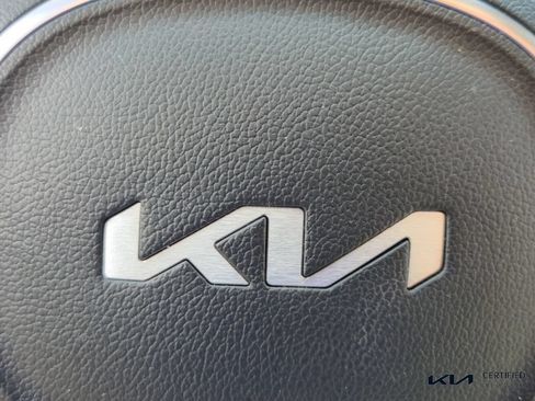 Certified 2023 Kia Sorento S w/ Panoramic Sunroof Package FWD image 27