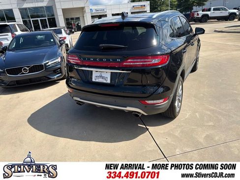 Used 2019 Lincoln MKC Select w/ Select Plus Package FWD image 8
